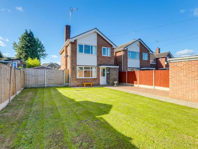 House for sale in Potters Corner, East Midlands
