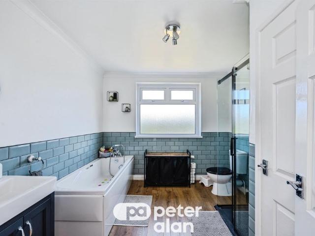 House for sale in Blaenhonddan, Cilfrew