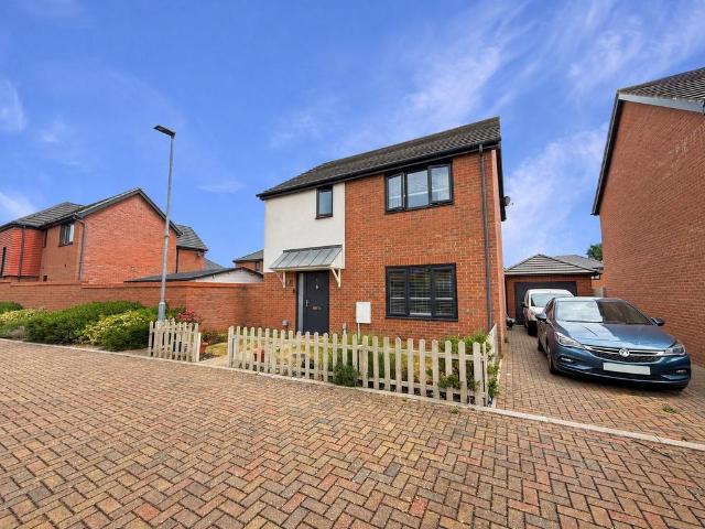 House for sale in Dale Hill, Essex