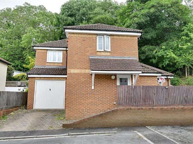 House for sale in Hertford, Colliers End