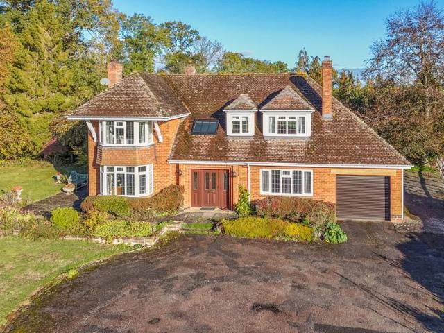 House for sale in Broadwell, Rugby