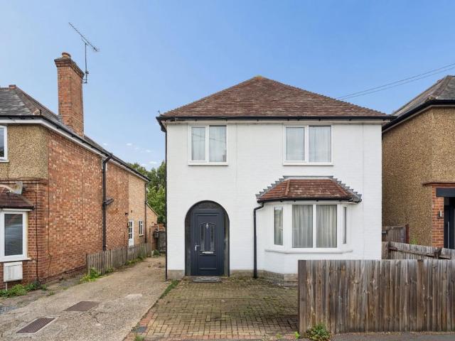 House for sale in Northwood, Greater London