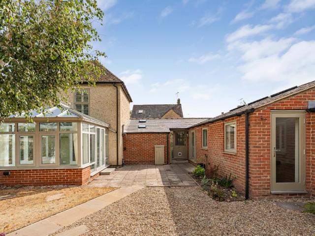 House for sale in Lechlade, Fossebridge