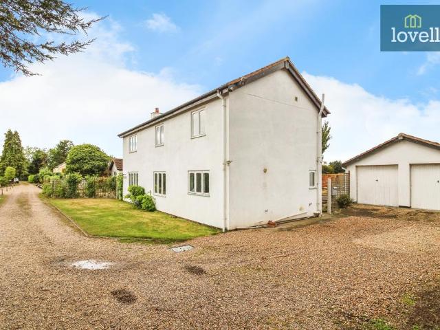 House for sale in Laceby