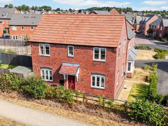 House for sale in Berry Hill, Potters Corner