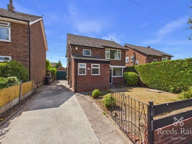 House for sale in Hazel Grove, Greater Manchester