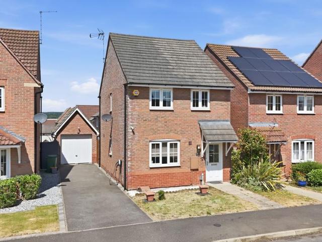 House for sale in Glenfields, Pinfold