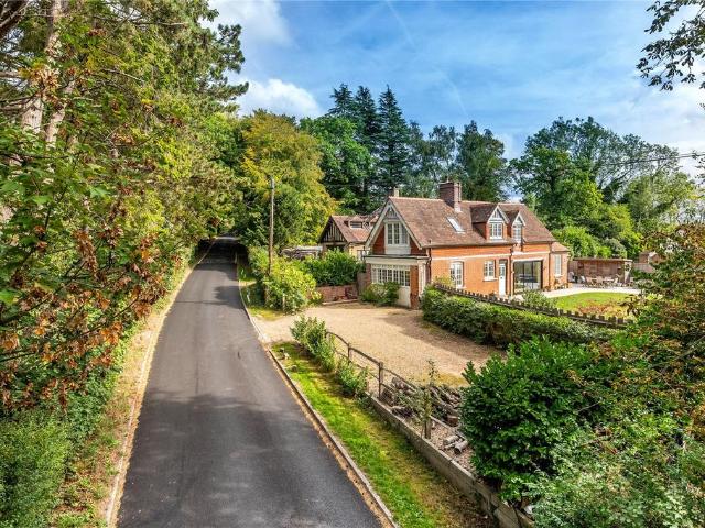 House for sale in Woldingham, Tandridge