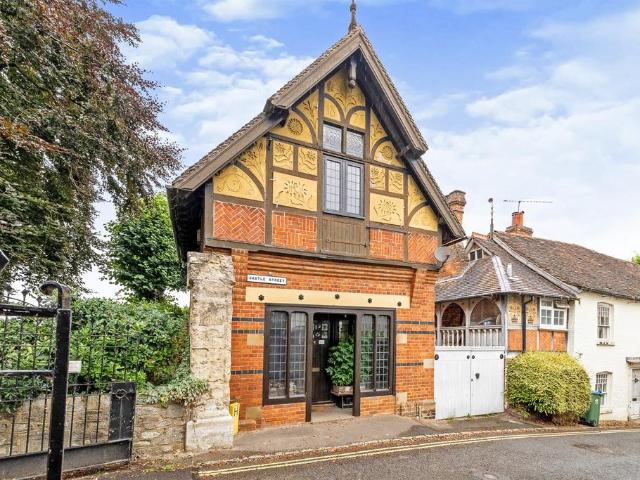 House for sale in Buckingham, Buckinghamshire