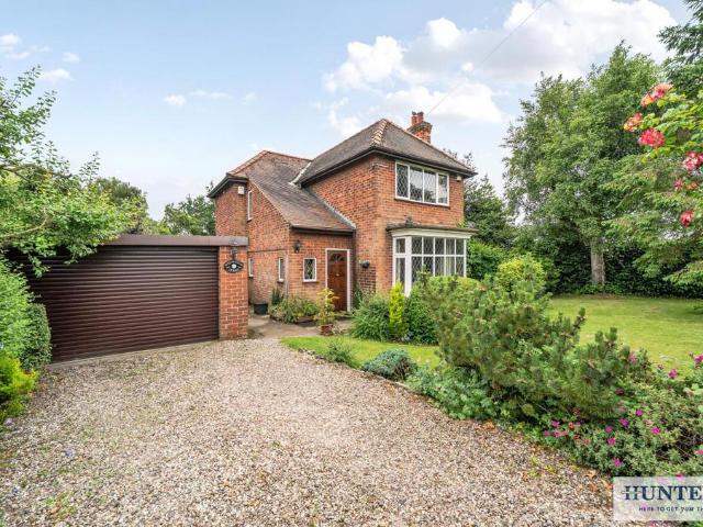 House for sale in Cliffe, North Yorkshire