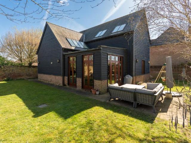 House for sale in Fordham Heath, Essex