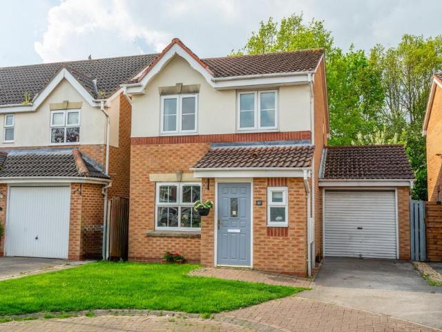 House for sale in High Field, York