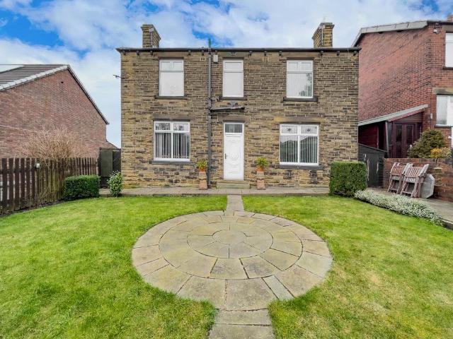House for sale in Birstall Smithies, West Yorkshire