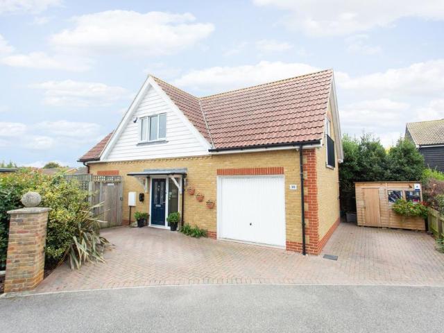 House for sale in Mariner's View, The Bridge