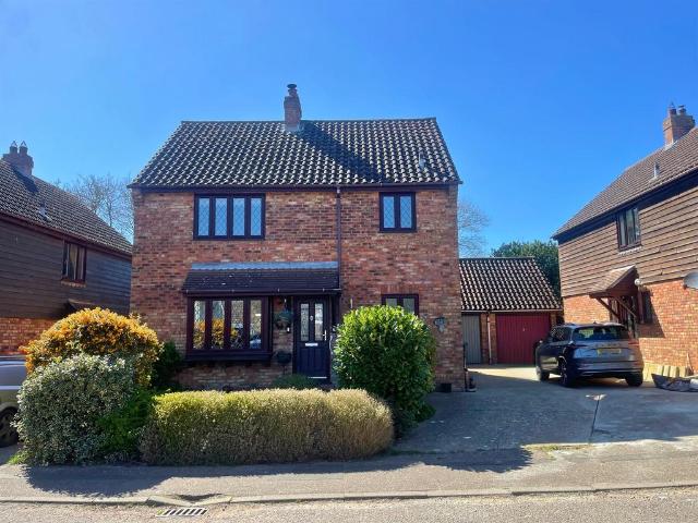 House for sale in Chipping Hill, Essex