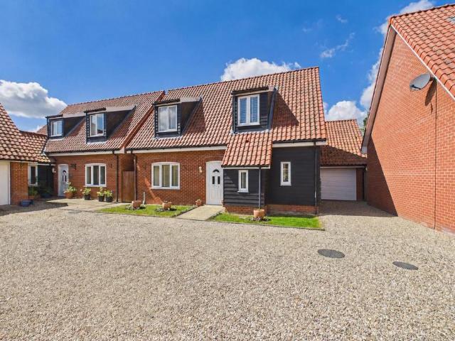 House for sale in East Tuddenham, Norfolk