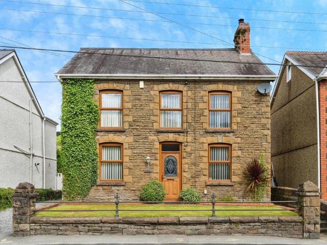 House for sale in Pontardawe, Trebanos