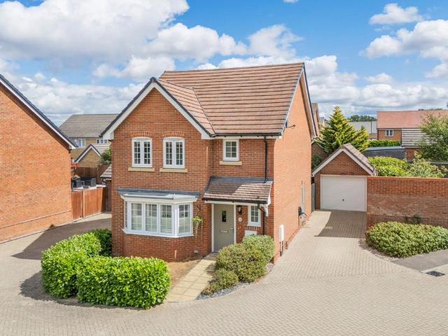 House for sale in Winnersh