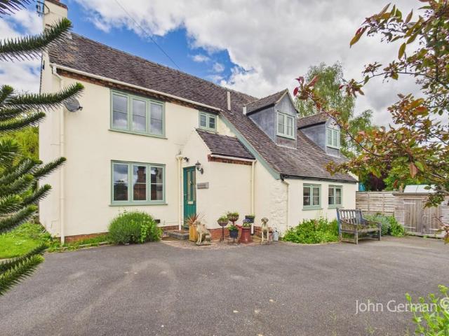 House for sale in Houndhill, Beamhurst