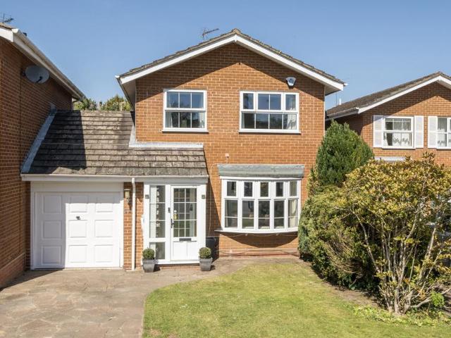 House for sale in Batchworth, Hertfordshire