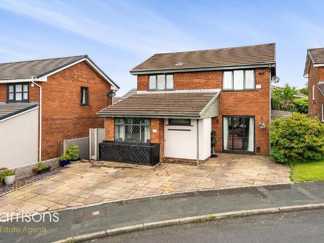 House for sale in Bradshaw, Lee Bank