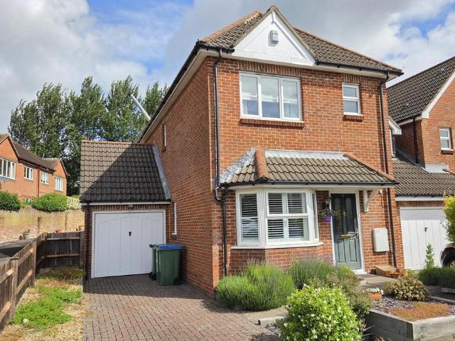 House for sale in Fareham, Wallington