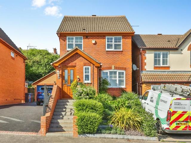 House for sale in Caldermill, East Midlands