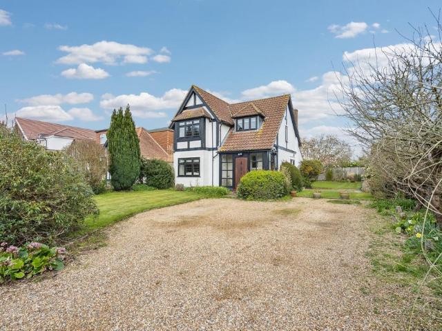 House for sale in Iver, Richings Park