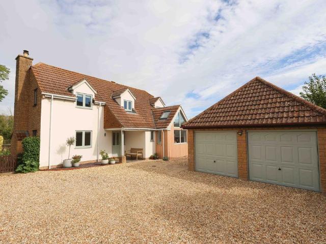 House for sale in Kingston Seymour, North Somerset