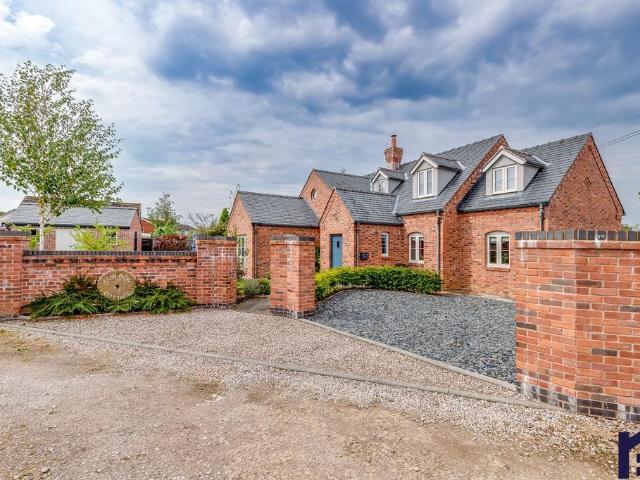 House for sale in Andertons Mill, Lancashire