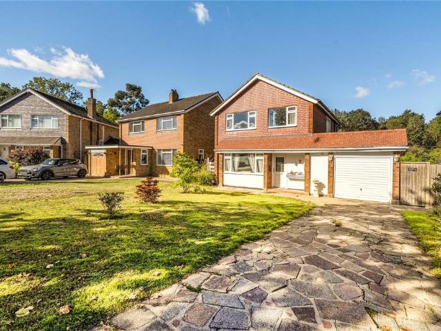 House for sale in Farnborough Park, Greater London