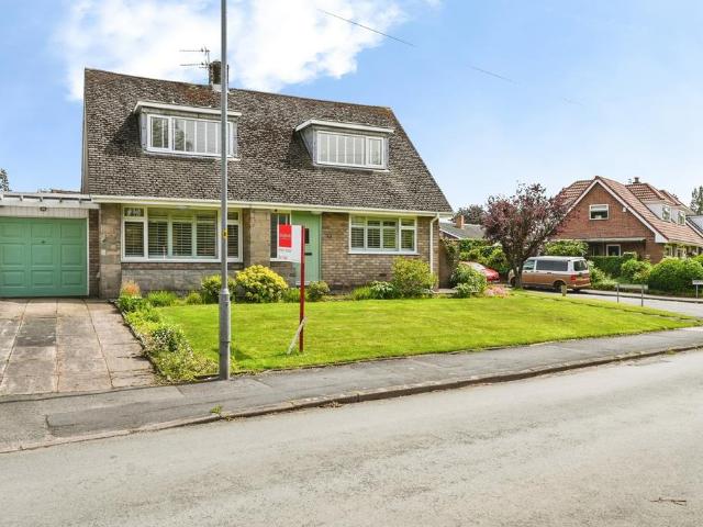 House for sale in Greystone Heath, Warrington