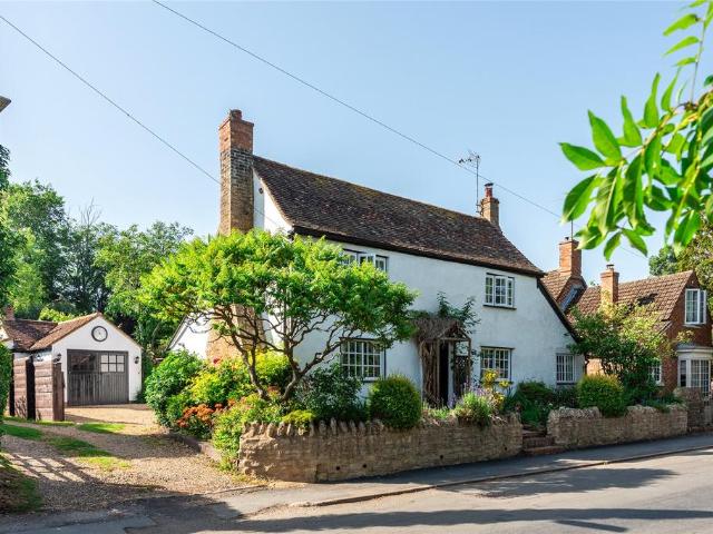 House for sale in Bedford
