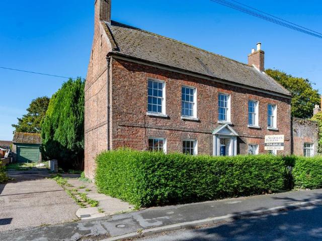 House for sale in Kirton CP, Boston