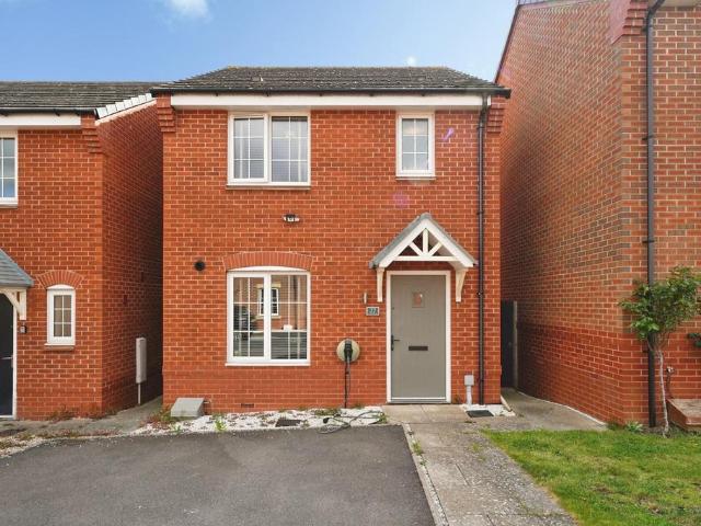 House for sale in Crookhill, Worcestershire