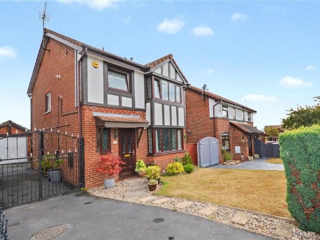 House for sale in Middleton, West Yorkshire