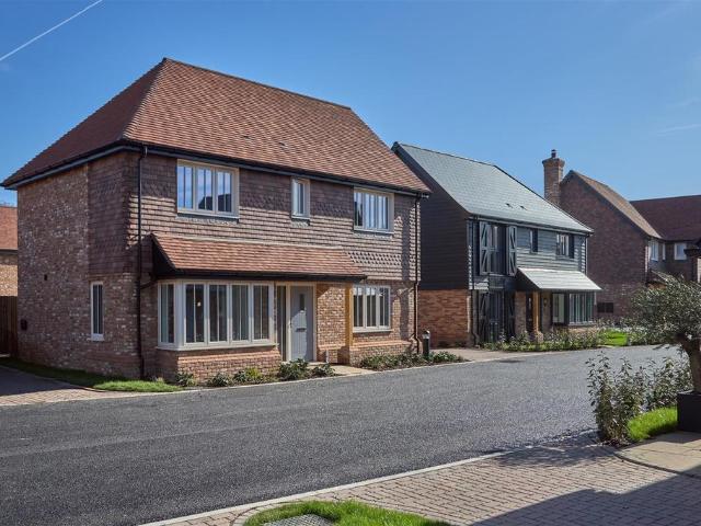 House for sale in Arundel, Clapham
