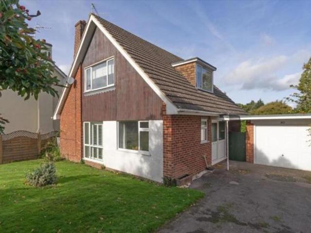 House for sale in Sandown Park, Kent