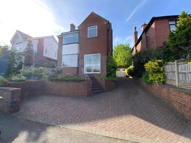 House for sale in Halesowen, West Midlands