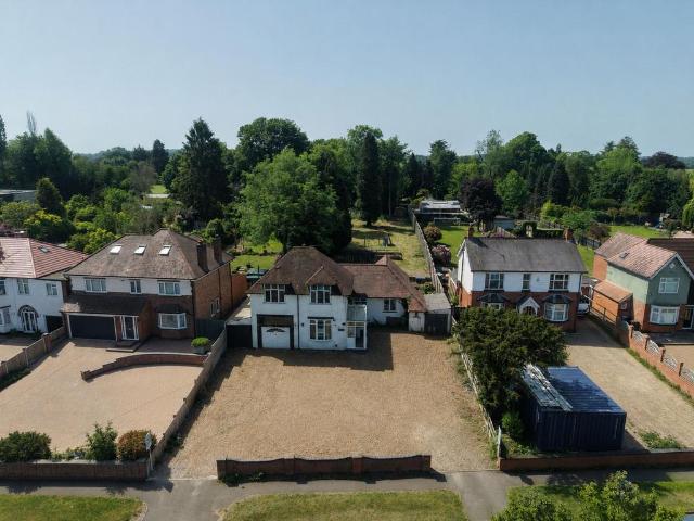 House for sale in Stanford On Avon, Leicestershire