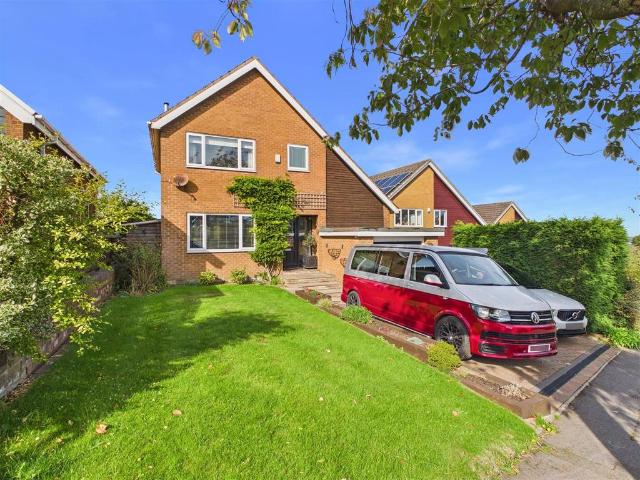 House for sale in Hackenthorpe, Sheffield