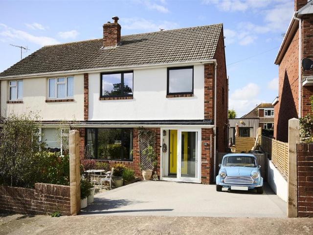 House for sale in Watergate, Devon