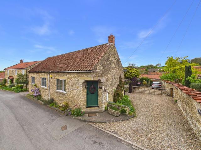 House for sale in Thornton-le-dale, North Yorkshire