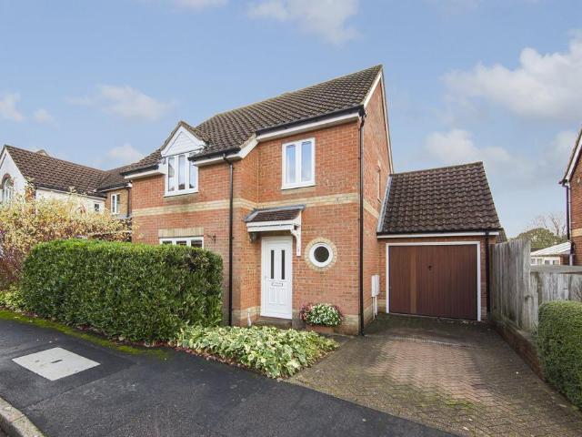 House for sale in Barretts Park, Cross In Hand