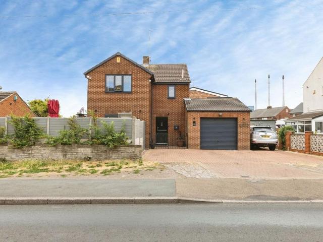 House for sale in Knottingley, West Yorkshire