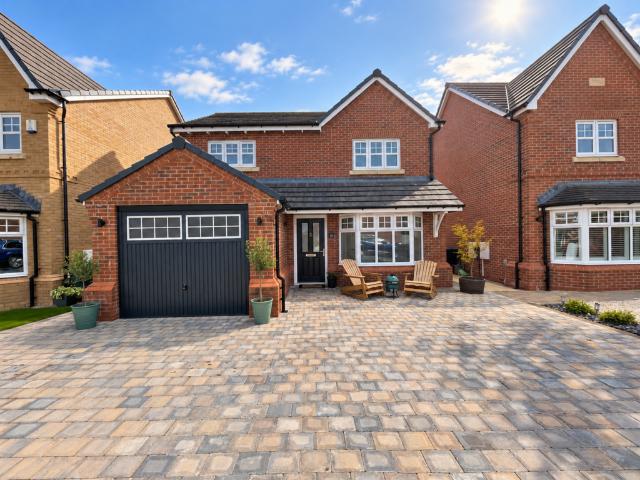 House for sale in Cabus, Lancashire