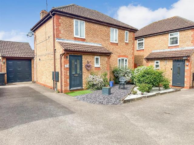 House for sale in Corby