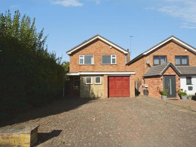 House for sale in Leagrave, Luton