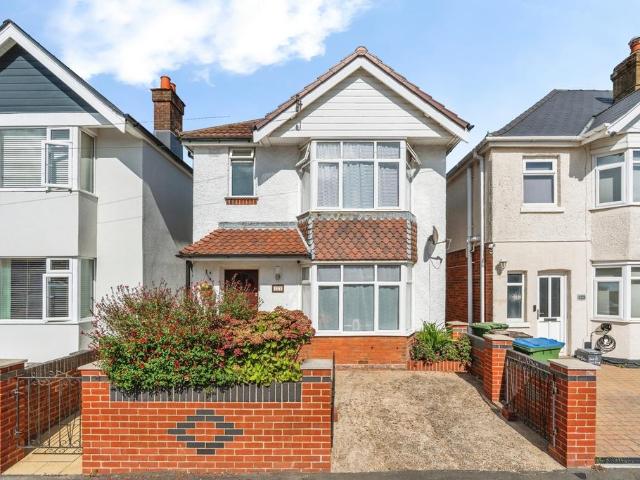 House for sale in Itchen, Southampton