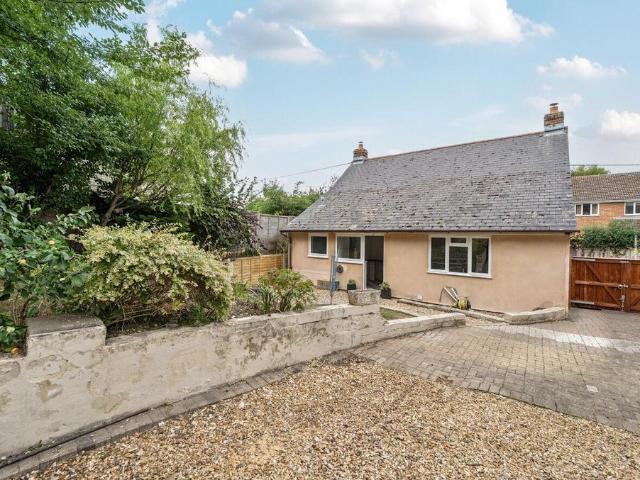 House for sale in Ludgershall, Wiltshire